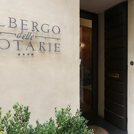 Hotel Delle Notarie 4*