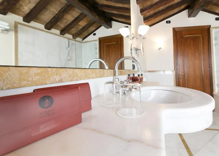 Delle Notarie Reggio nell'Emilia