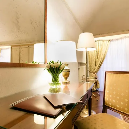 Delle Notarie Hotel 4*