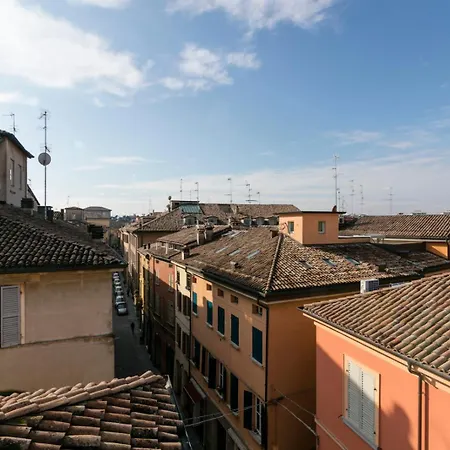 Delle Notarie