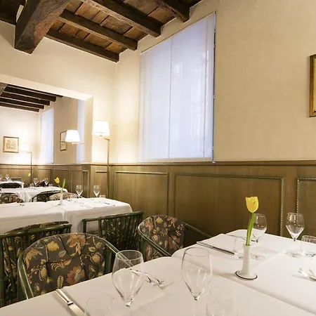 מלון Delle Notarie